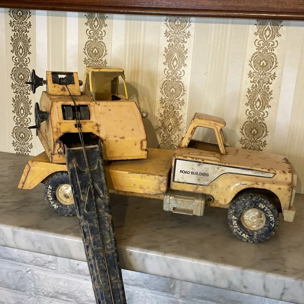 Nylint Road Builders 1950s 1960s Yellow Metal Steel Crane WORKING Distressed